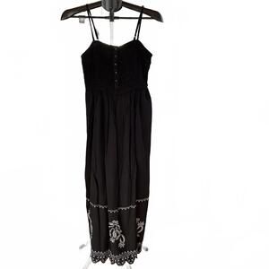 NWT Universal Thread Black Maxi Dress with embroidered hem Size Small